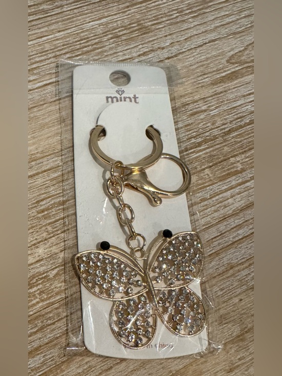 Mint Accessories - Butterfly Gold Tone Keychain or Bag Charm